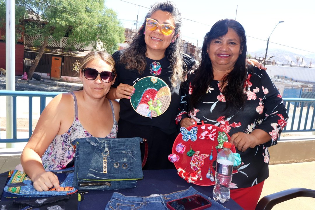 /exitoso-cierre-del-taller-de-artesania-y-reciclaje-textil-en-el-barrio-juan