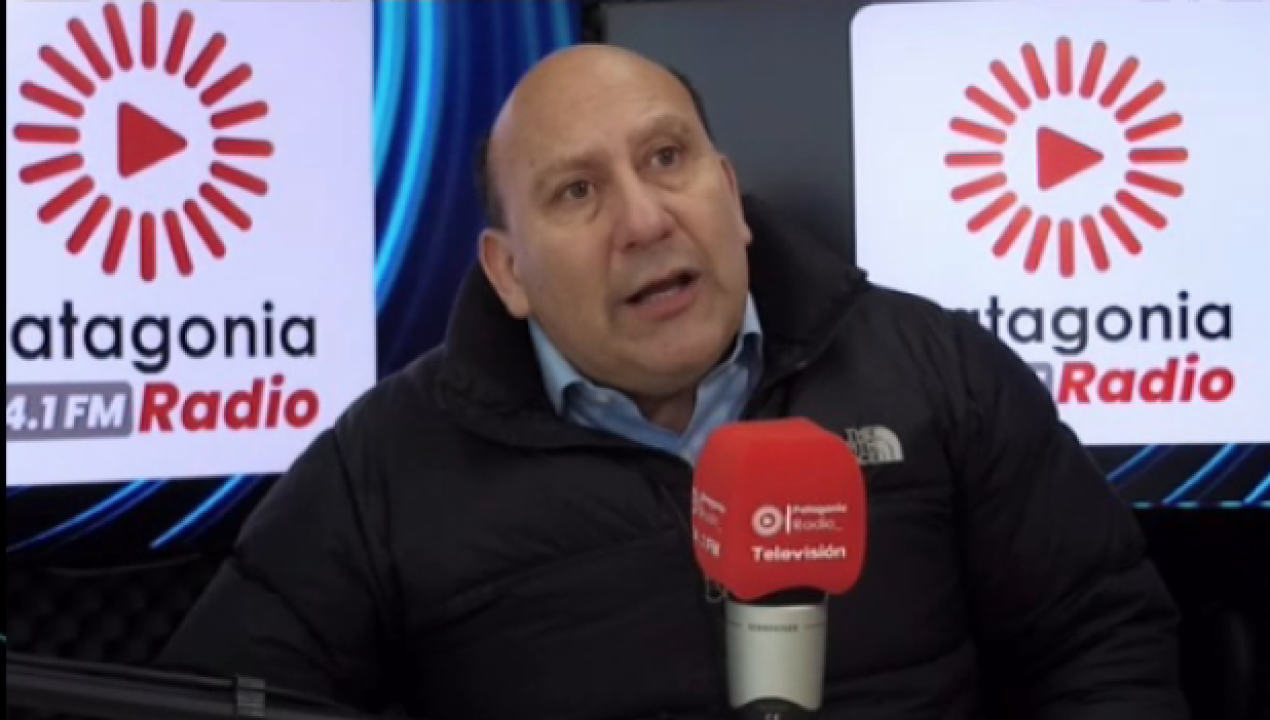 /vodcast/diputado-borquez-las-salmoneras-deben-tributar-donde-producen-no-en-las