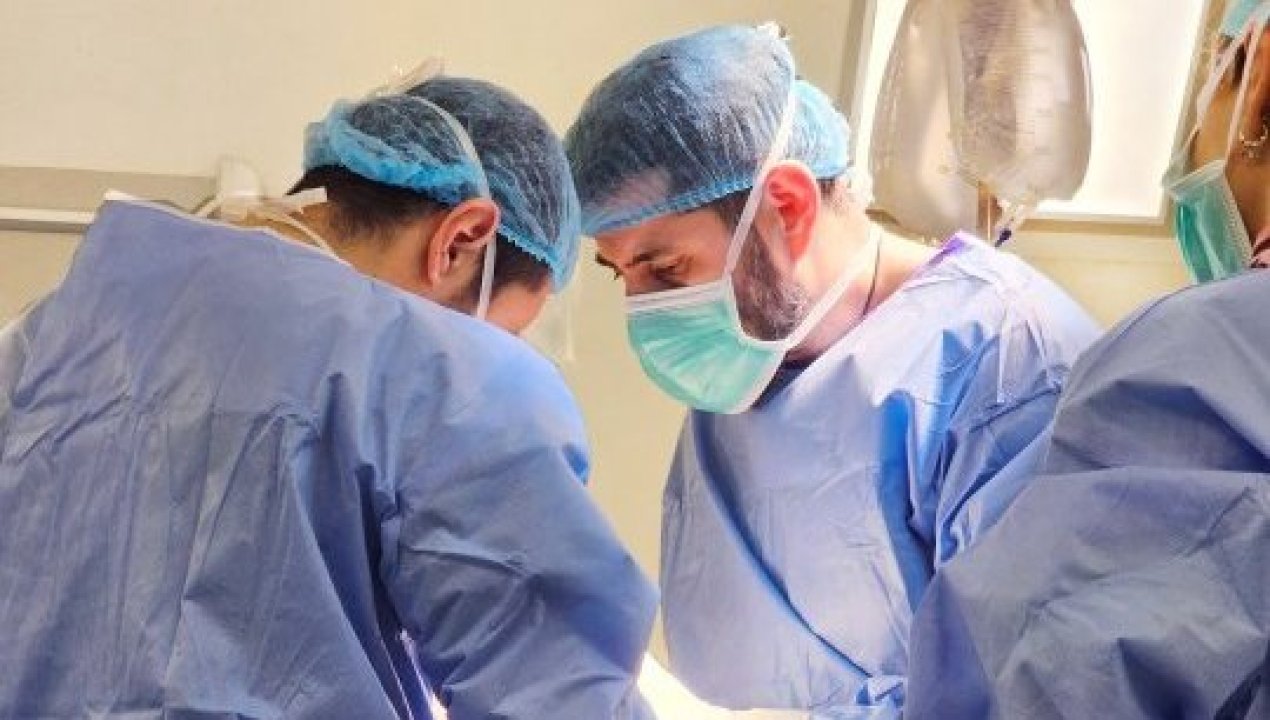 /los-lagos/bebe-de-6-meses-se-recupera-tras-cirugia-craneal-inedita-realizada-en