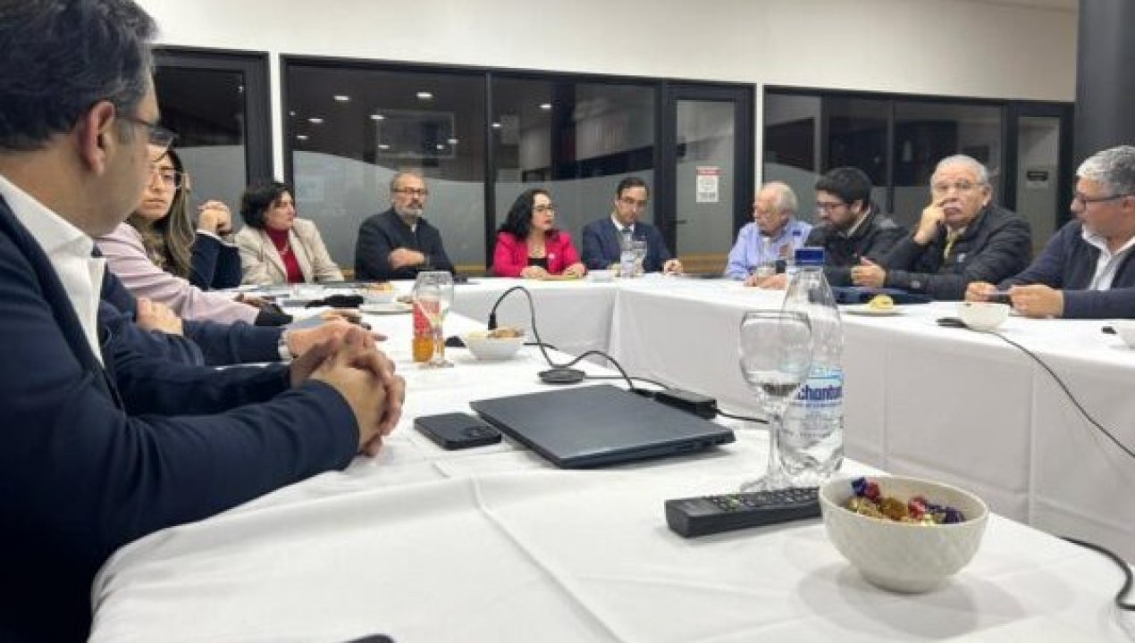 /asociacion-de-puertos-australes-se-reune-en-sesion-de-trabajo-estrategico