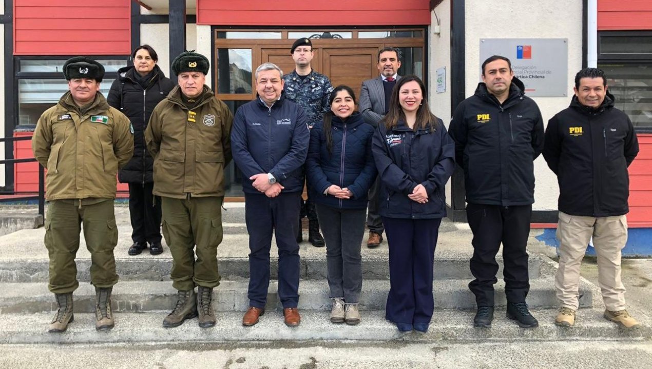 /comite-policial-provincial-de-antartica-chilena-sesiona-con-presencialidad