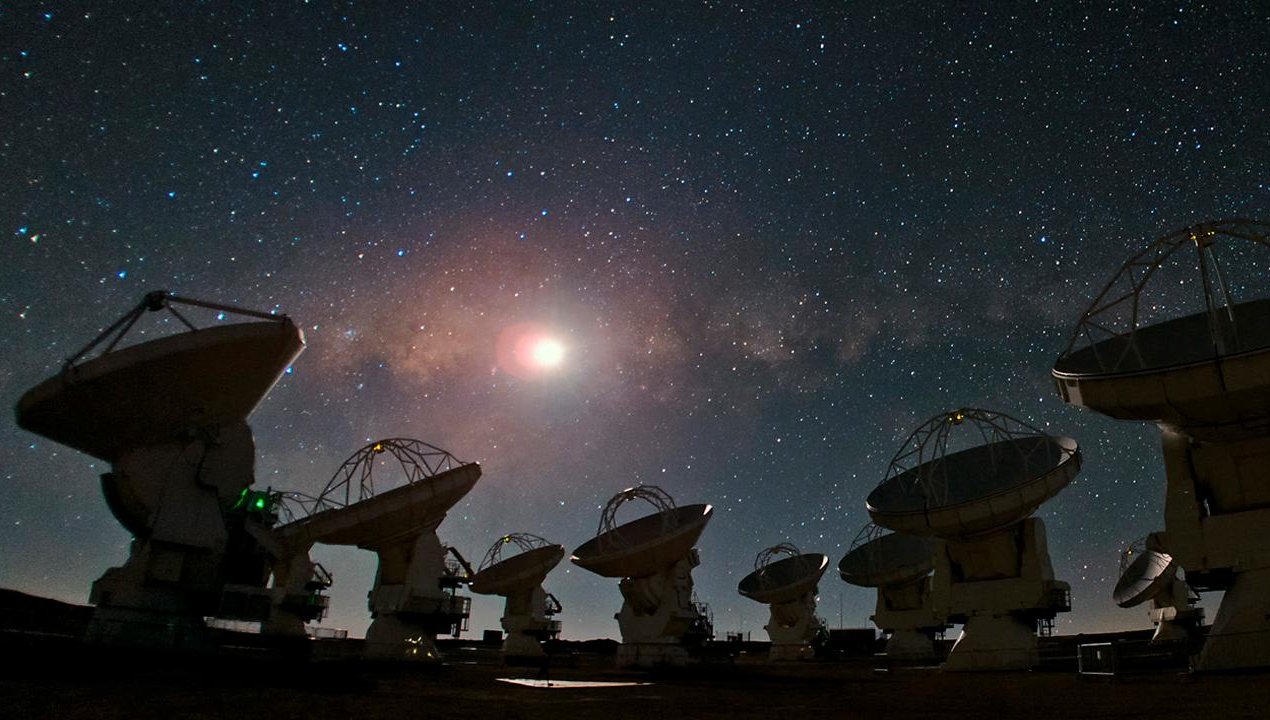 /alo-captan-senal-de-radio-proveniente-desde-galaxia-ubicada-a-casi-9-millones-de-anos-luz