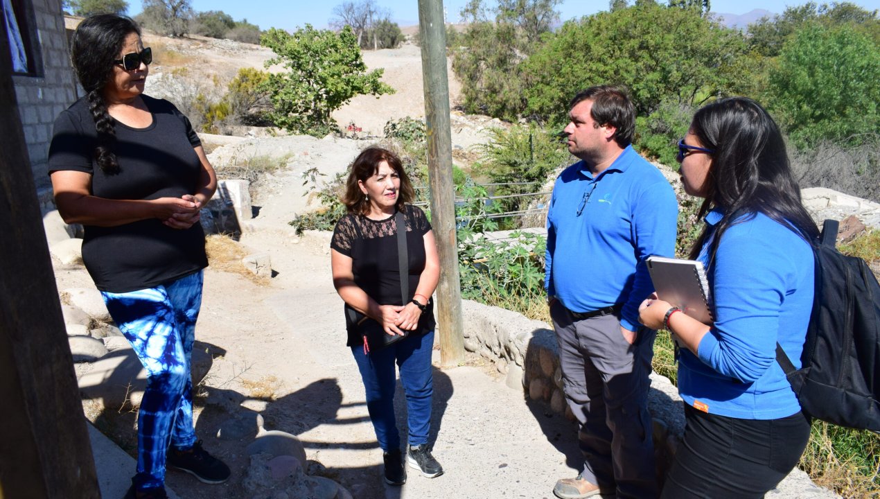 Nueva Atacama se reúne con vecinos de Canal Ventanas de Vallenar para