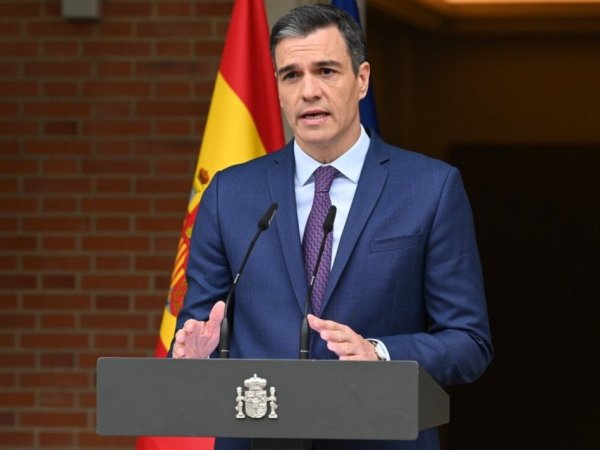 España: Pdte. Sánchez ordena disolver el Parlamento