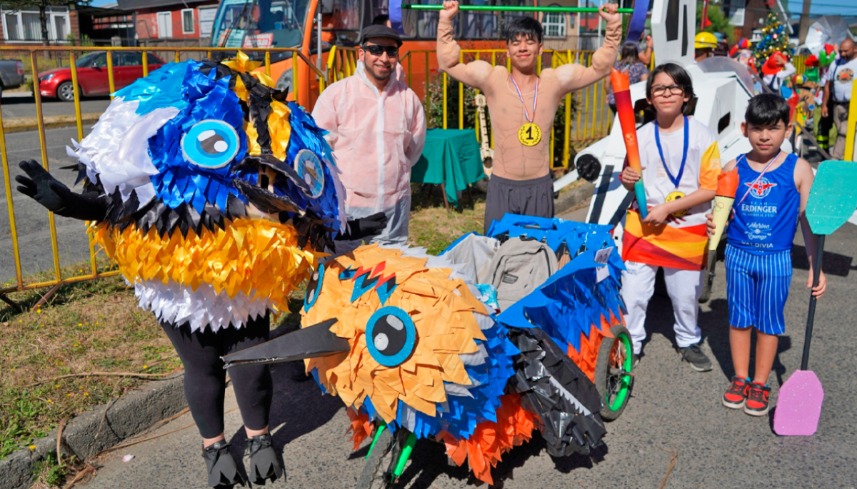 Fiu Colo Colo Y El Chavo Del Se Tomaron Carrera De Autos Locos En Valdivia Radios Regionales