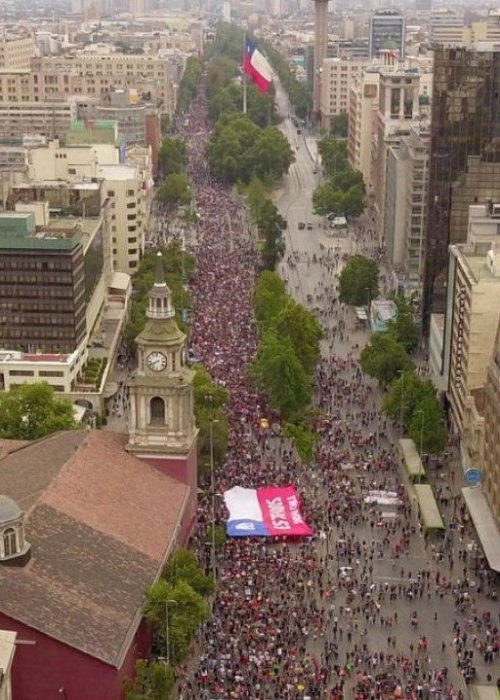 5 años del estallido social: Parlamentarios piden respuestas para la población y Carabineros