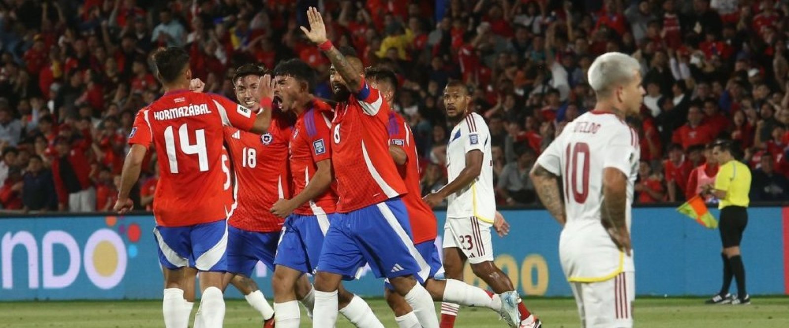 La Roja cierra el año quedando a cuatro puntos del repechaje para ir al mundial