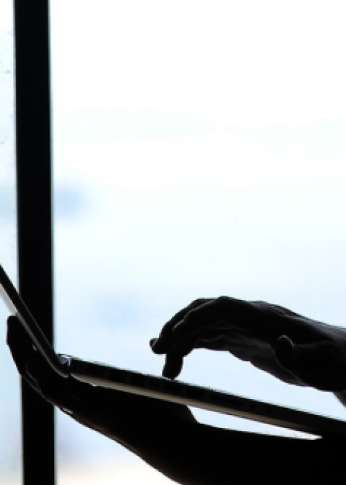 Alianza entre Sename, Desafío Latam y Globant impulsa la reinserción laboral de jóvenes a través de la tecnología