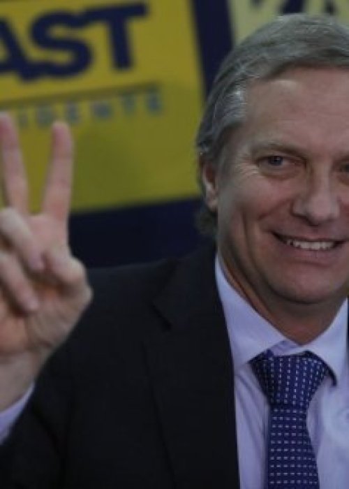 Duro revés para Kast tras anuncio del SERVEL