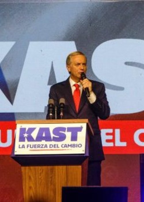Kast agradece apoyo de Matthei y Kaiser: “Lo que necesitamos ahora es unidad”