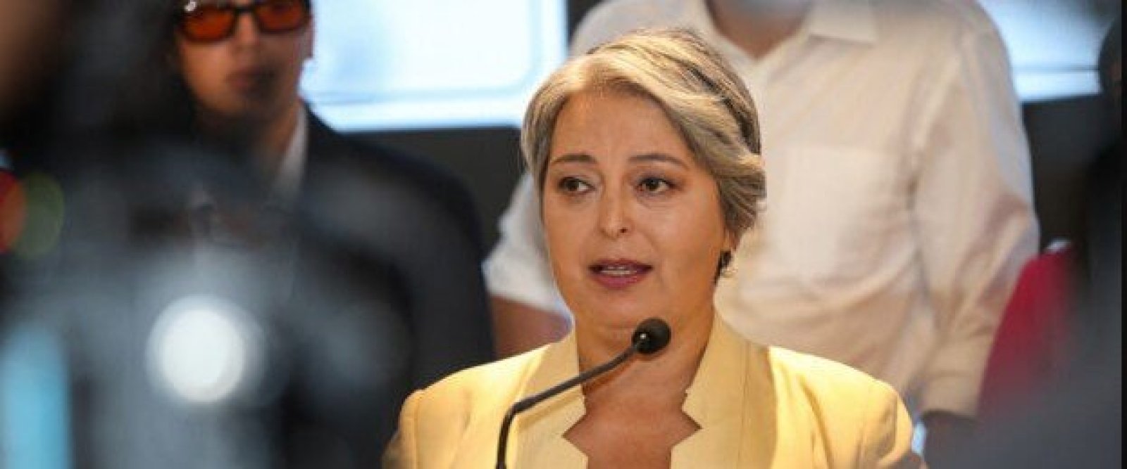 Migración irregular y campaña: Jara marca límites en debate presidencial