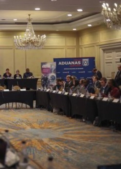 Chile y Ecuador firman convenio para facilitar importaciones y exportaciones