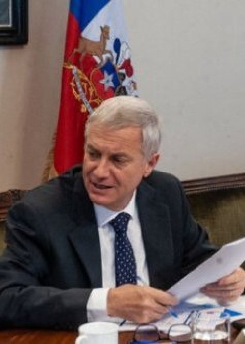 Cadem: baja aprobación de Kast y Sedini lidera evaluación negativa del gabinete