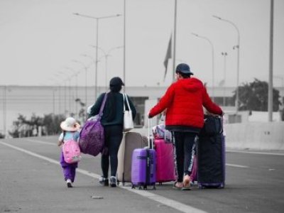 Gobierno impulsa medida para identificar y expulsar migrantes irregulares desde servicios públicos