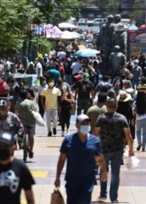 La mitad de los trabajadores en Chile recibió ingresos de hasta 680 mil pesos durante 2025