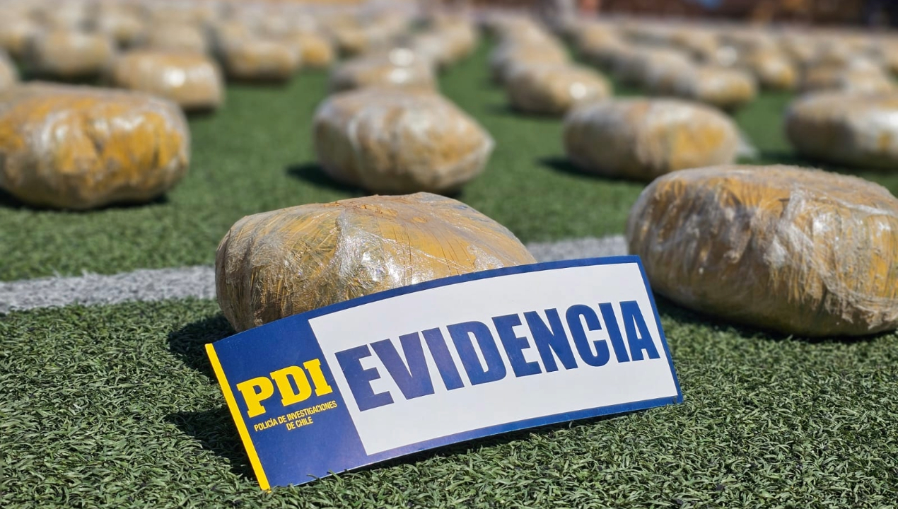 /en-solo-24-horas-fiscalia-y-pdi-incautan-1-300-kilos-de-drogas-y-dan-duro